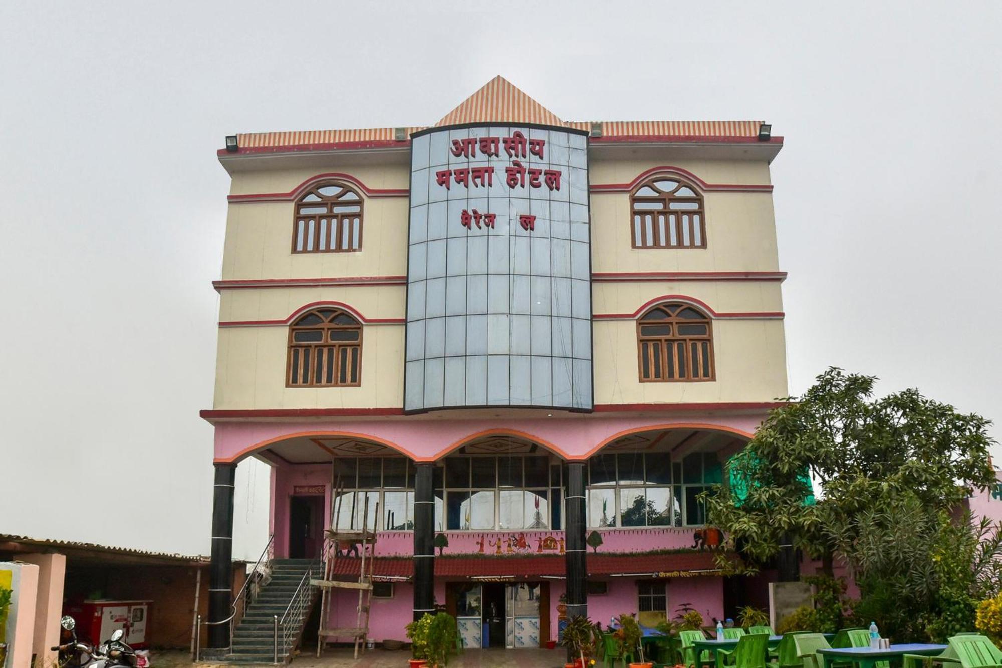 Oyo Flagship Mamta Hotel Hajipur Eksteriør bilde